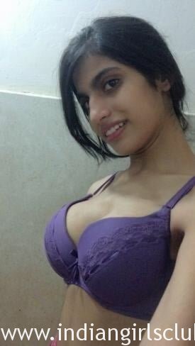 Nude Indian College Girls Home Recorded Sex