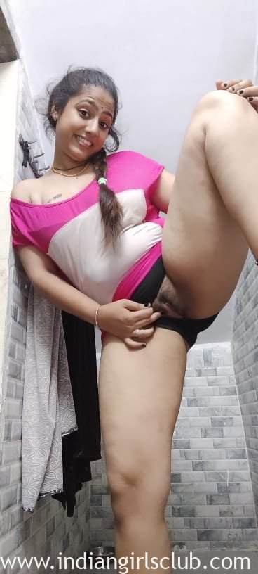Big Boobs Indian College Girl Bathroom Porn