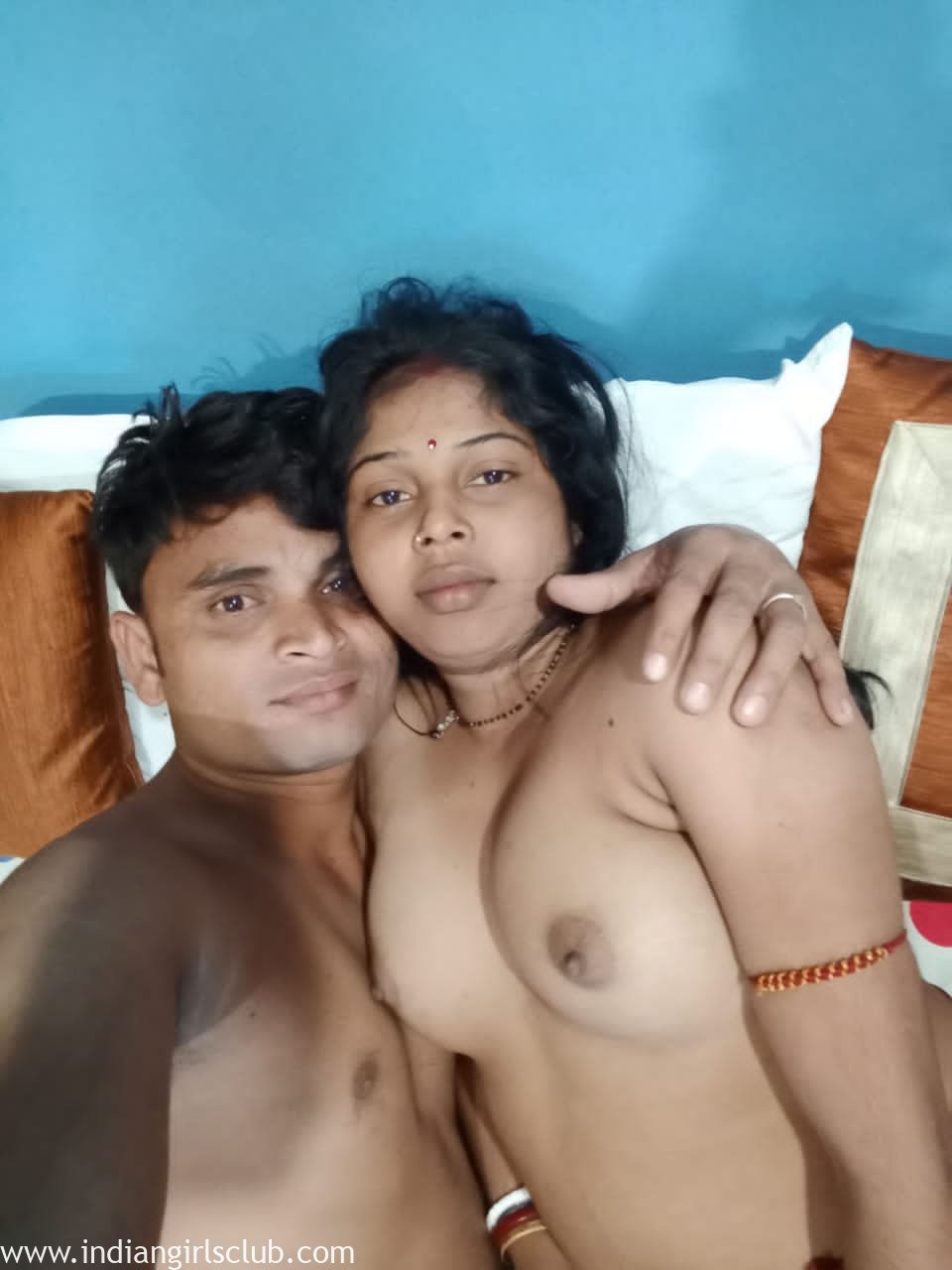 Adult Married Desi Couple Showing Off Live Sex