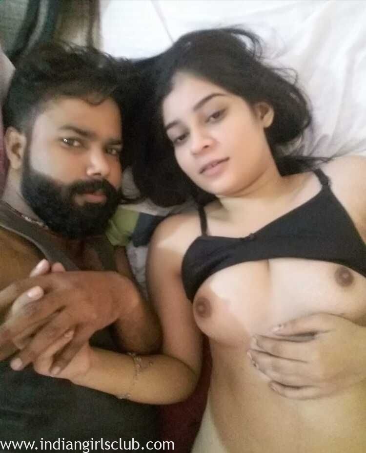 Real Adult Desi Couple Making Love With Hot Sex
