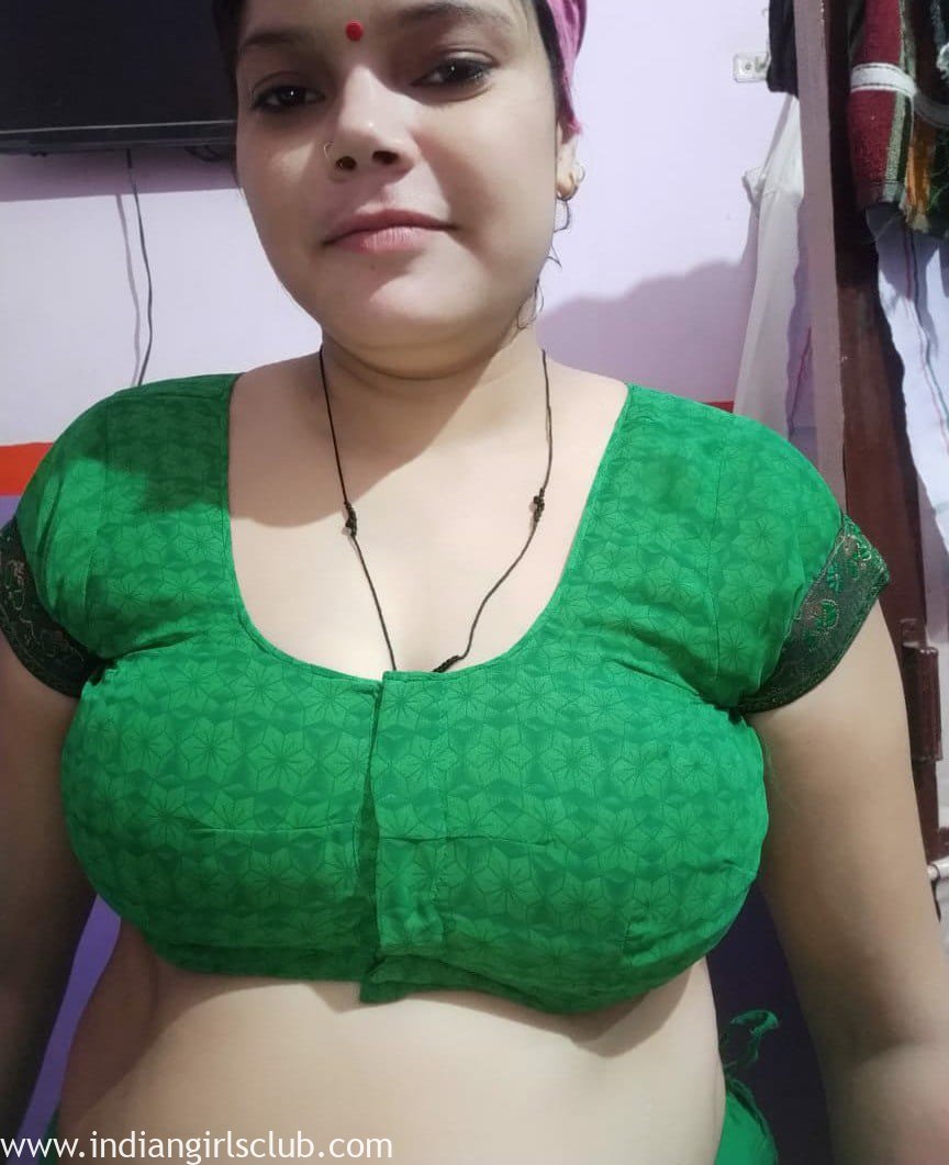 Horny Mature Indian Punjabi Aunty Naked