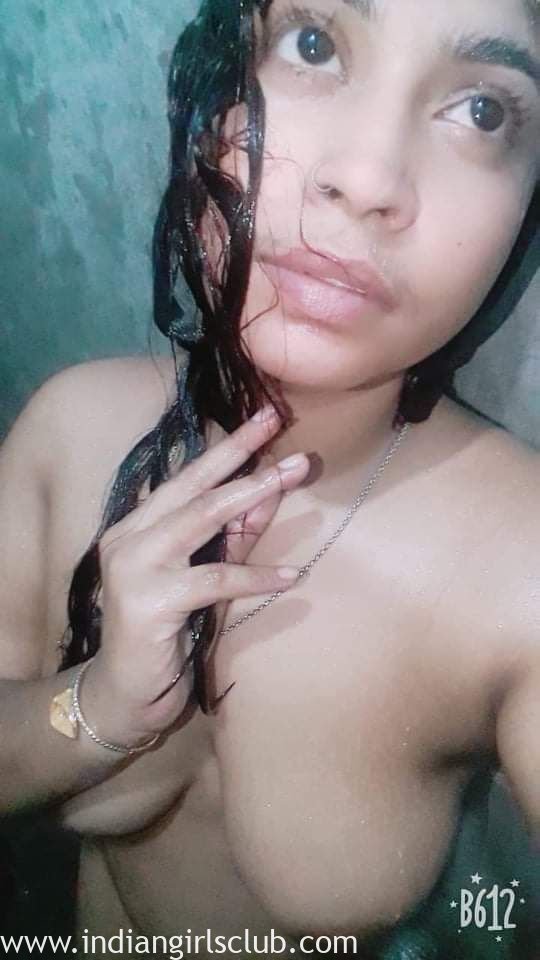Hot Indian College Girl Afsana Bathroom Sex Photos