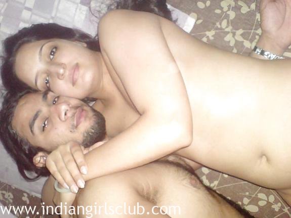 Indian Sex MMS Horny Couple Home Fucking