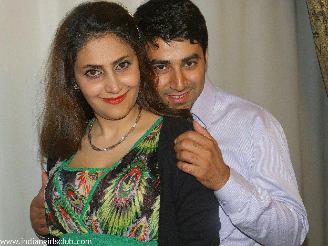 Married Pakistani Couple Homemade Porno
