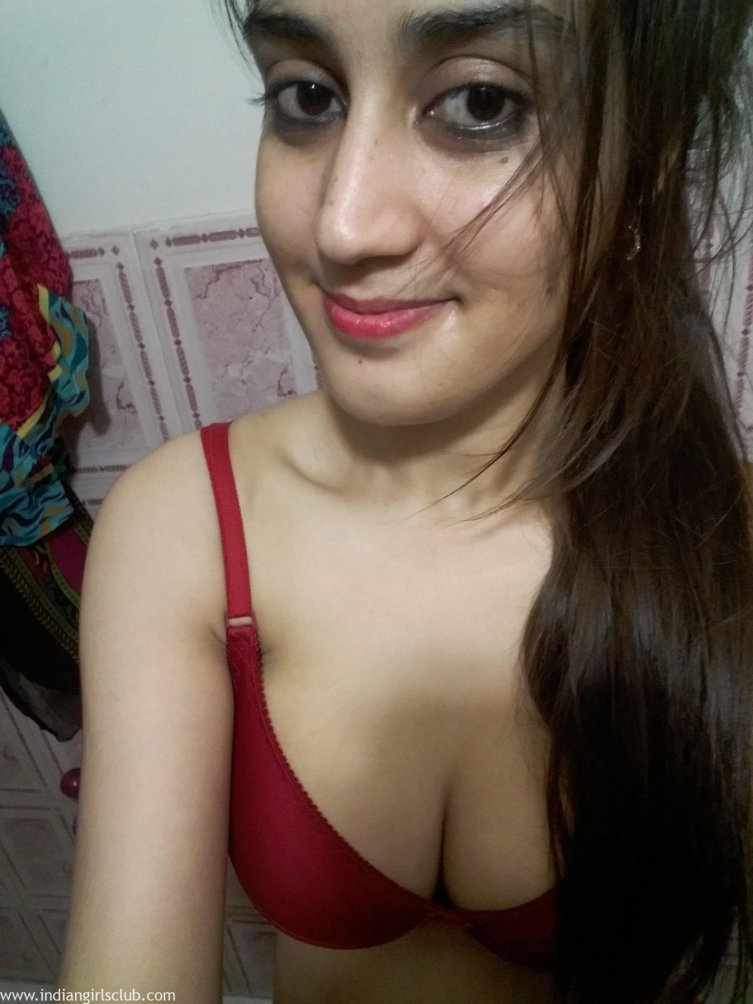 Indian Sex MMS - Sexy College Girl Big Boobs