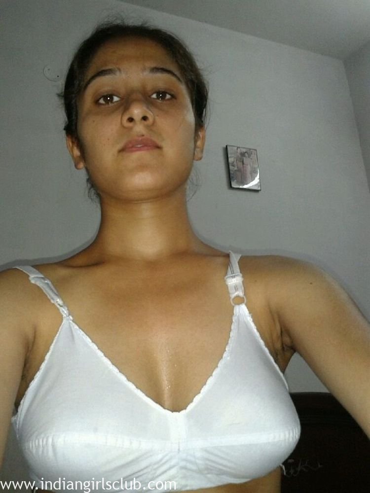 Punjabi Indian Village Girl Natural Boobs Show